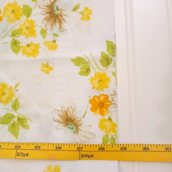 Retro Mod Flower Power Pillowcases - Picture 6 of 6